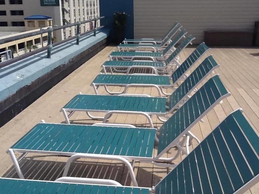 19 Atlantic Hotel Virginia Beach Exterior photo